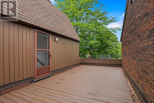 37 Sample Road, Ottawa, ON 