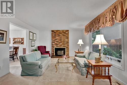 37 Sample Road, Ottawa, ON 