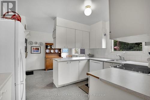 37 Sample Road, Ottawa, ON 