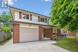 44 SHERWOOD DRIVE  Guelph (General Hospital), ON N1E 1R6