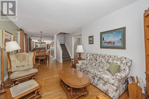 99 Melanie Crescent, Ottawa, ON 