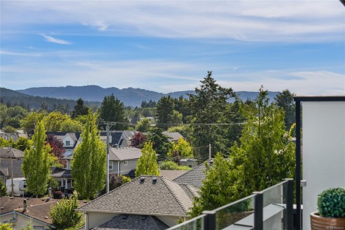 #401-9710 Fourth St, Sidney, BC 