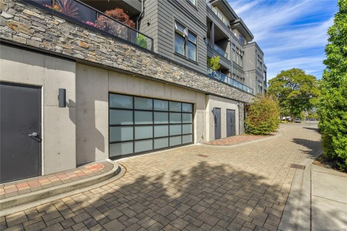 #401-9710 Fourth St, Sidney, BC 