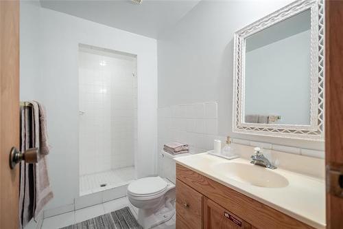 843 Rossmore Ave, West St Paul, MB 