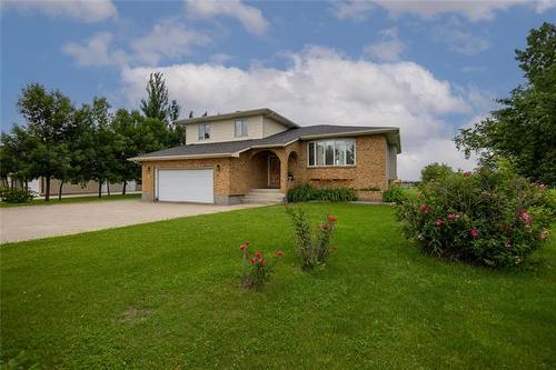 843 Rossmore Ave, West St Paul, MB 