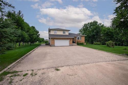 843 Rossmore Ave, West St Paul, MB 