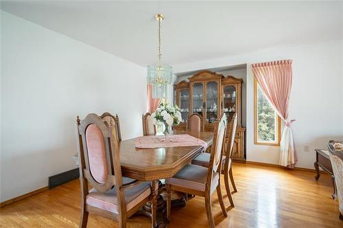 843 Rossmore Ave, West St Paul, MB 