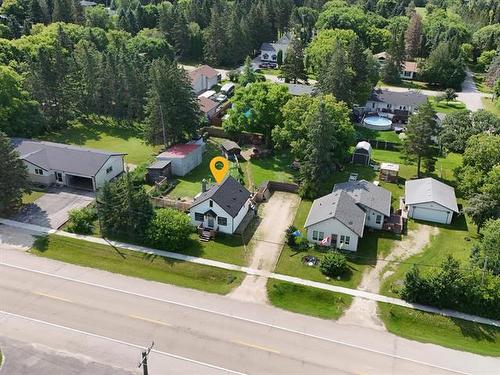200 Garson Dr, Garson, MB 