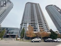 1107 - 151 VILLAGE GREEN SQUARE  Toronto, ON M1S 0K5