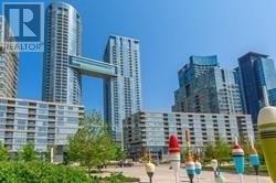 1039 - 15 ICEBOAT TERRACE Toronto, ON M5V 4A5