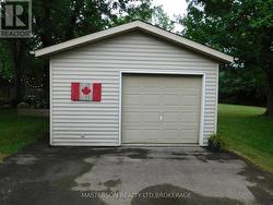 GARAGE - 