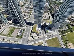 5206 - 448 BURNHAMTHORPE ROAD W Mississauga, ON L5B 0R4