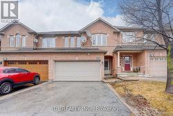 47 MILLCLIFF CIRCLE  Aurora, ON L4G 7N7