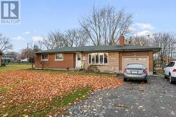 18 KAREN CRESCENT  Welland (Prince Charles), ON L3C 2Y6