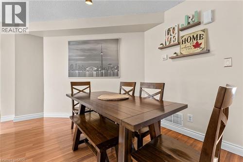 465 Beechwood Place Unit# 12, Waterloo, ON - Indoor Photo Showing Dining Room