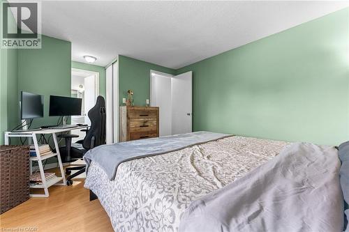 465 Beechwood Place Unit# 12, Waterloo, ON - Indoor Photo Showing Bedroom