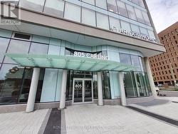 2409 - 805 CARLING AVENUE  Ottawa, ON K1S 5W9