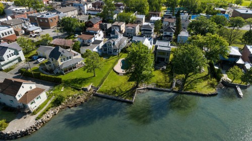 Photo aérienne - 12 Av. St-Joachim, Pointe-Claire, QC - Outdoor With Body Of Water With View