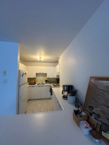 Cuisine - 3-1483 Rue Ste-Catherine E., Montréal (Ville-Marie), QC - Indoor Photo Showing Kitchen