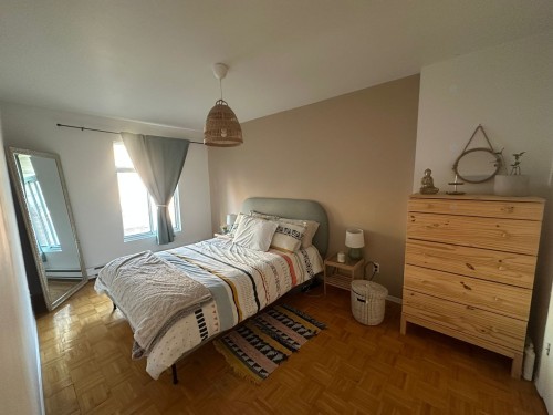 Chambre à coucher principale - 3-1483 Rue Ste-Catherine E., Montréal (Ville-Marie), QC - Indoor Photo Showing Bedroom