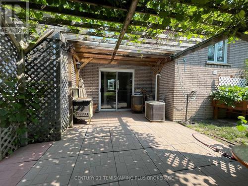 23 Twelfth Street E, Armstrong (Earlton), ON 