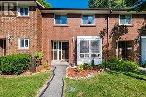 46 - 3065 LENESTER DRIVE  Mississauga, ON L5C 2B8