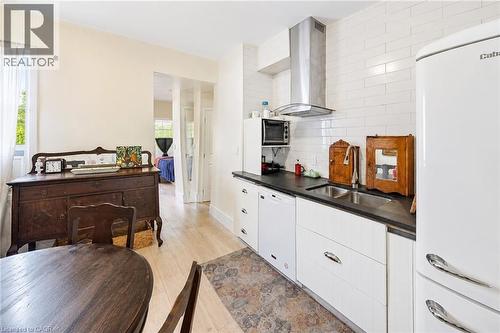 77 Murray Street E, Hamilton, ON - Indoor Photo Showing Kitchen
