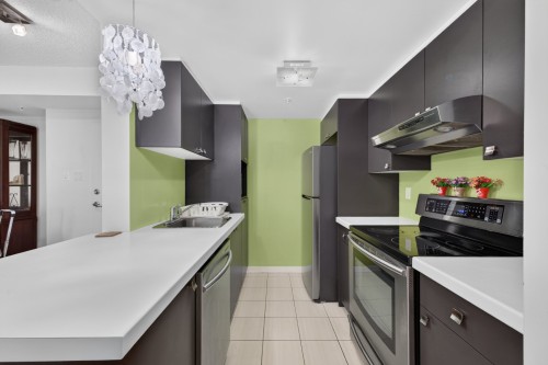Kitchen - 612-10550 Place De L'Acadie, Montréal (Ahuntsic-Cartierville), QC - Indoor Photo Showing Kitchen