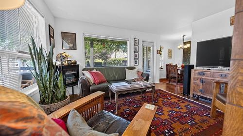 B-1910 Kelowna Crescent, Cranbrook, BC 