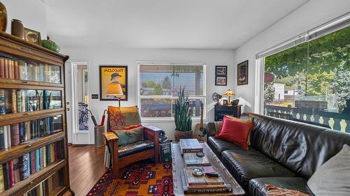 B-1910 Kelowna Crescent, Cranbrook, BC 
