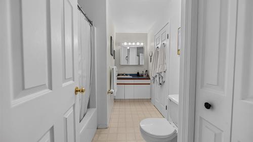 B-1910 Kelowna Crescent, Cranbrook, BC 