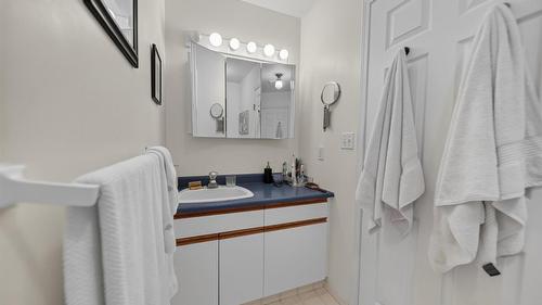 B-1910 Kelowna Crescent, Cranbrook, BC 