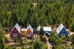 4150 Pinecrest Rd Denman Island, BC V0R 1T0