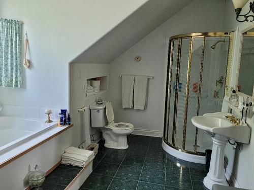 227 West River Road, Dryden, ON 