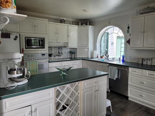 227 West River Road, Dryden, ON 