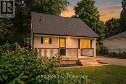84 VICTORIA BOULEVARD  Huron East (Vanastra), ON N0M 1L0