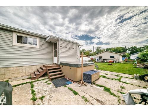 11939 89 St Nw, Edmonton, AB 