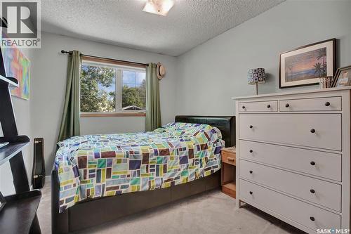 523 Pendygrasse Road, Saskatoon, SK 