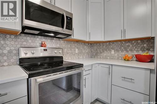 523 Pendygrasse Road, Saskatoon, SK 