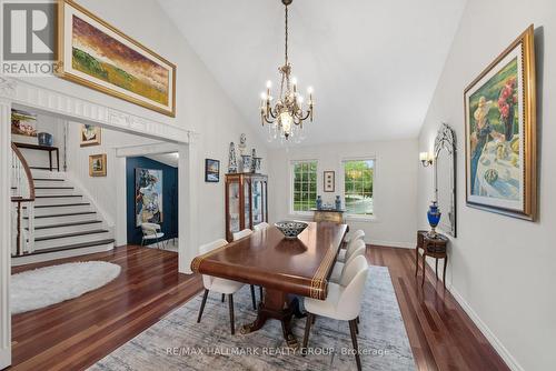 Formal dining room with cathedral ceilings - 29 Depper Place, Ottawa, ON 