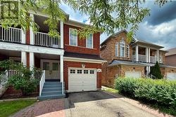 189 WARWICK CRESCENT  Newmarket, ON L3X 2S3