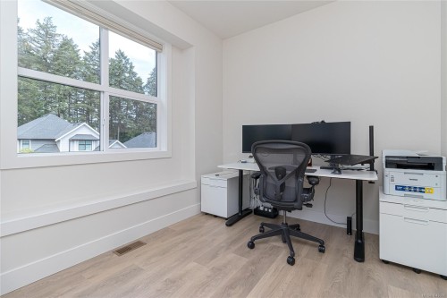 832 Ashbury Ave, Langford, BC 