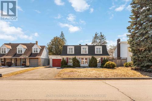 1842 Playfair Drive, Ottawa, ON 