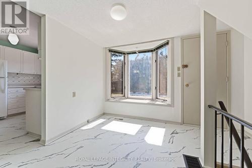 1842 Playfair Drive, Ottawa, ON 
