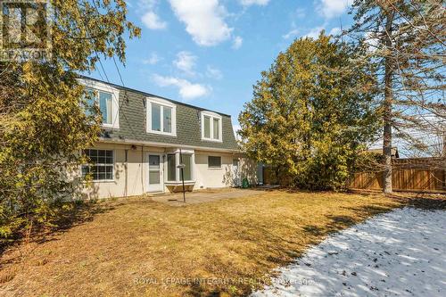 1842 Playfair Drive, Ottawa, ON 