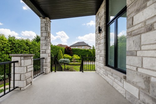 Balcon - 4110 Rue De Louviers, Brossard, QC - Outdoor With Exterior