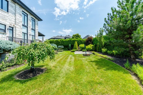 Cour - 4110 Rue De Louviers, Brossard, QC - Outdoor