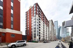 208-551 Rue de la Montagne Montréal (Ville-Marie), QC H3C 6S4