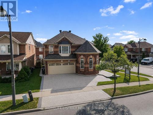 901 Bennett Boulevard, Milton, ON - Outdoor With Facade