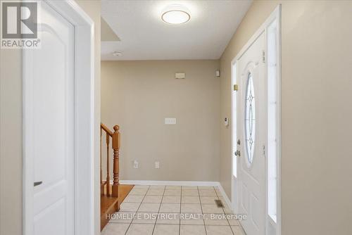 901 Bennett Boulevard, Milton, ON - Indoor Photo Showing Other Room